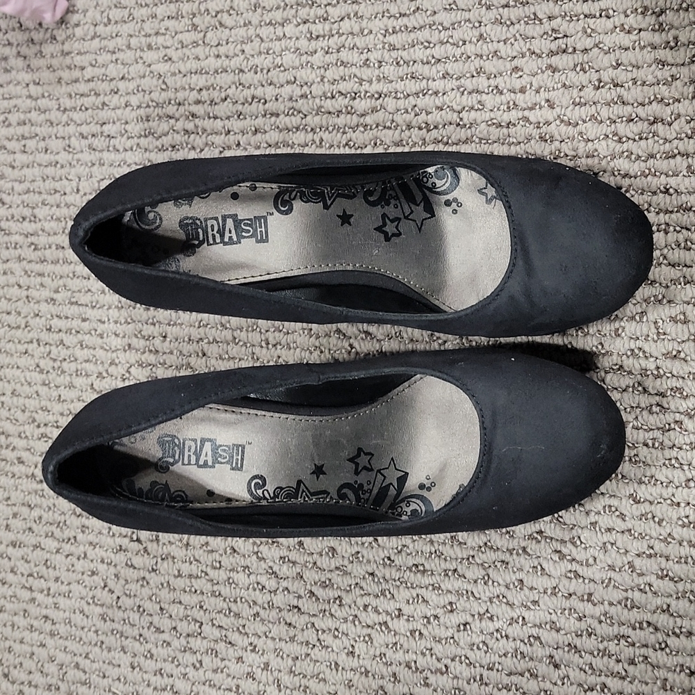 Brash black suede wedges